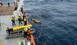 Kapal Ocean Infinity melakukan pencarian MH370 di Samudra Hindia
